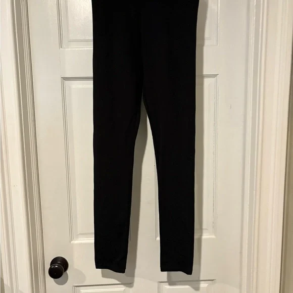 LOFT Lou & Grey Classic Black Ponte Leggings - Picture 1 of 4